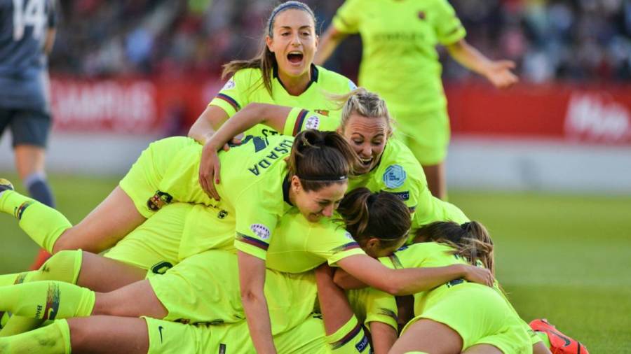 Jugadoras del FCB celebran la victoria